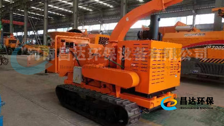 6145履帶樹（shù）枝粉碎機.jpg