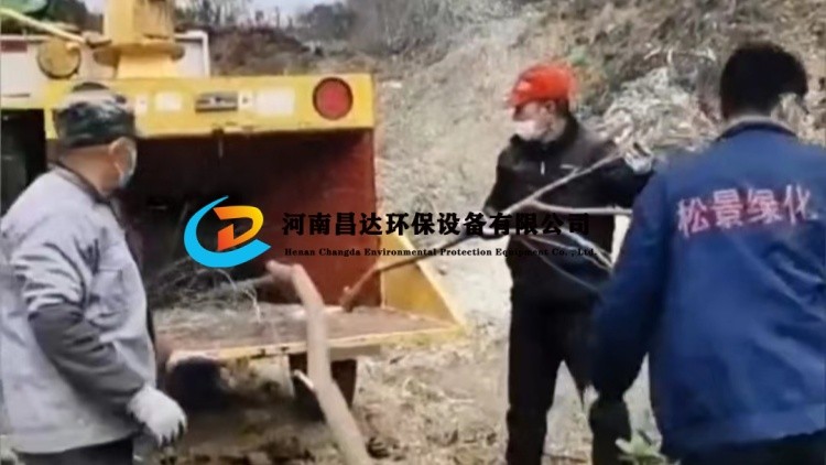 6145樹枝粉碎機新疆（jiāng）客戶使用現場