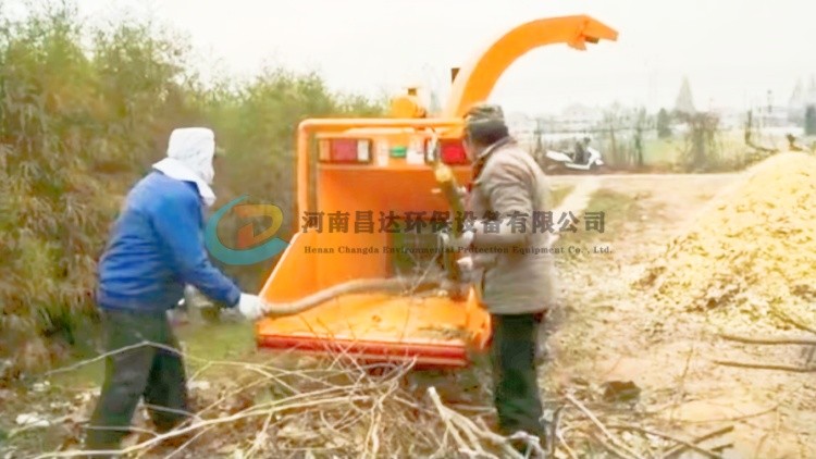 河南昌達HC6145型樹（shù）枝粉碎機（jī）山東濟南客戶（hù）使用（yòng）現（xiàn）場.jpg